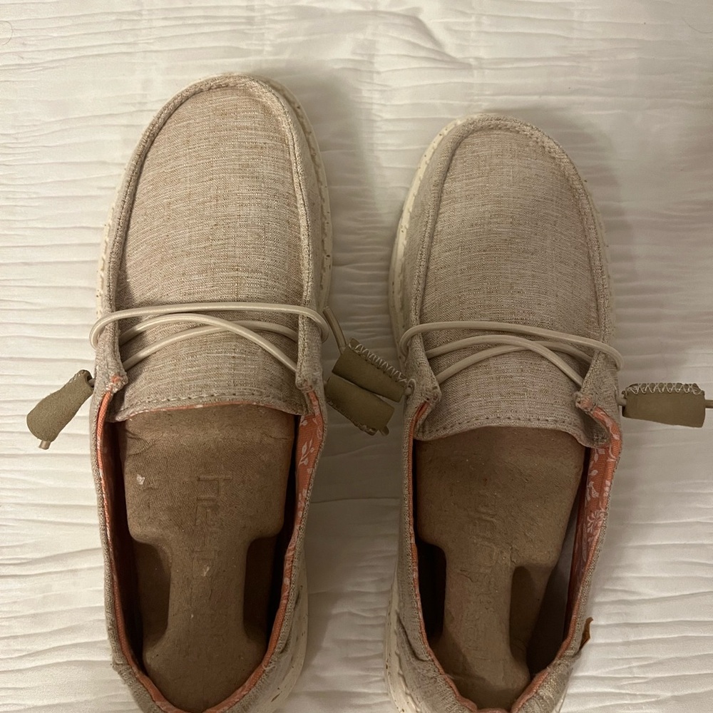 Hey Dude Tan Slip on
